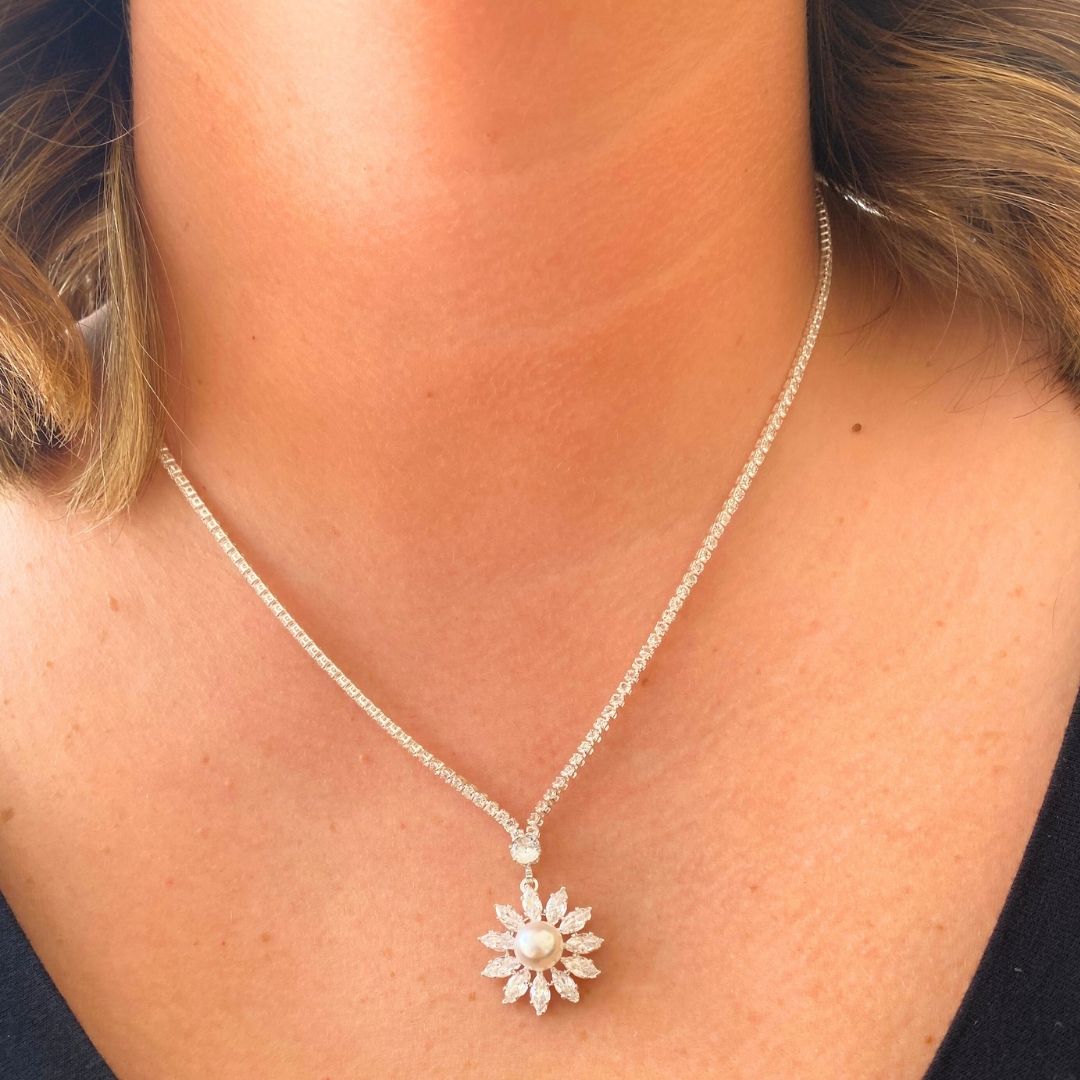 Pearl Flower Necklace