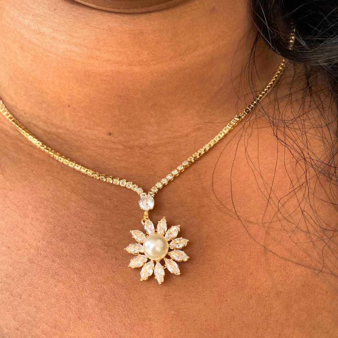Pearl Flower Necklace