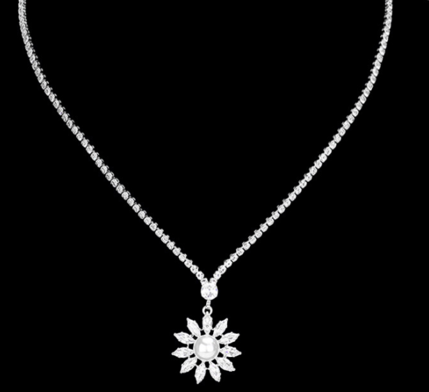 Pearl Flower Necklace